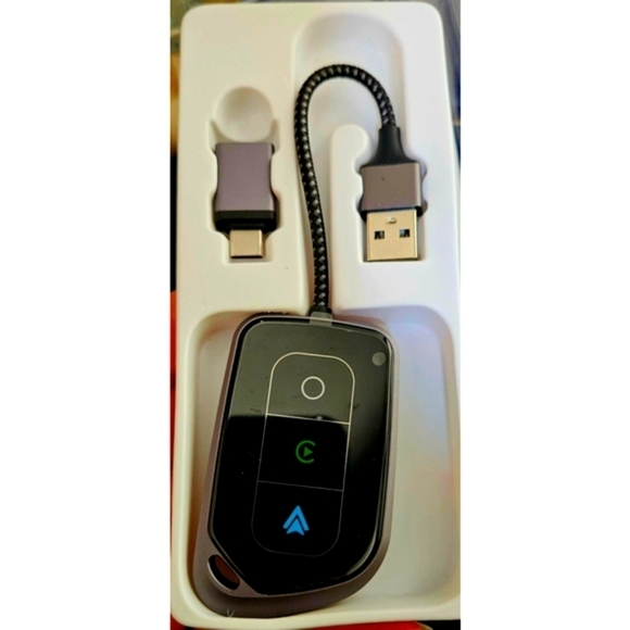 Wireless CarPlay Adapter - Picture 7 of 10